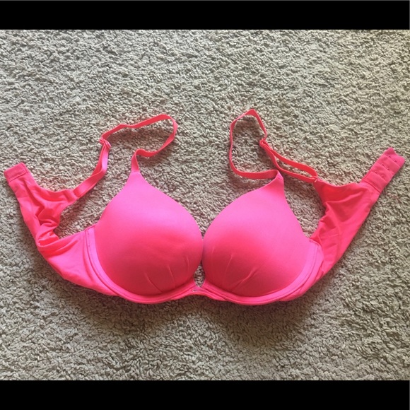 Victoria’s Secret Pink Plunge Push Up Bra - Picture 1 of 5